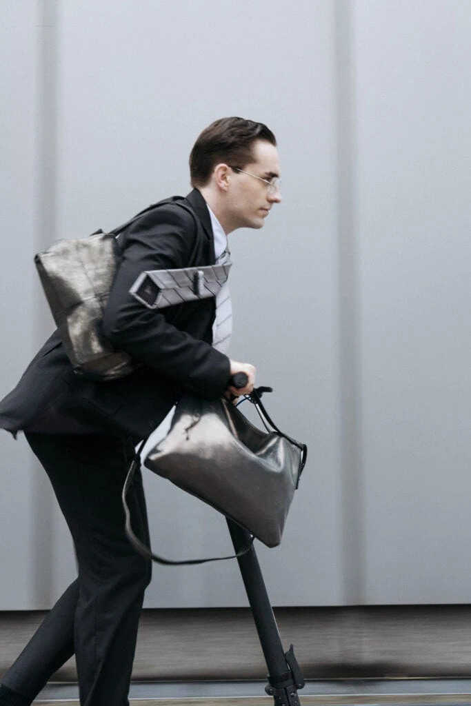Wie trägt man(n) Tasche, Ina Kent?
